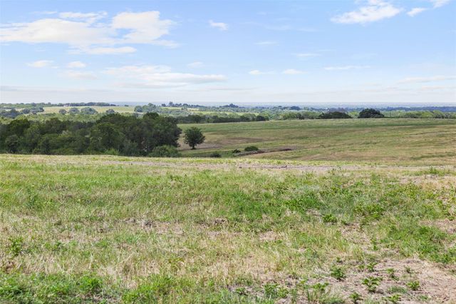 13041 Seydler Road, Weimar, TX 78962