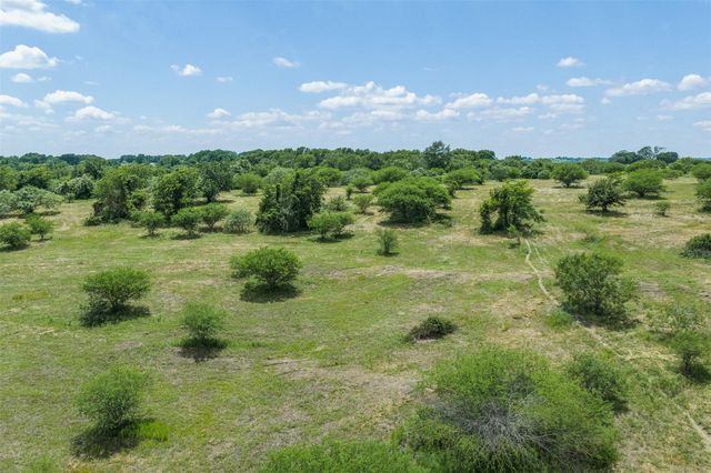 13041 Seydler Road, Weimar, TX 78962