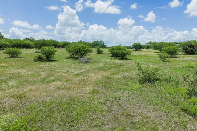 13041 Seydler Road, Weimar, TX 78962