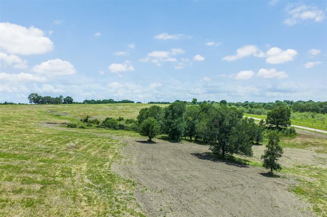 13041 Seydler Road, Weimar, TX 78962