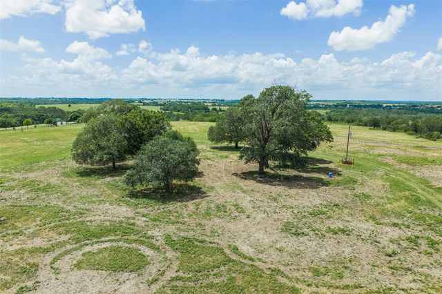 13041 Seydler Road, Weimar, TX 78962