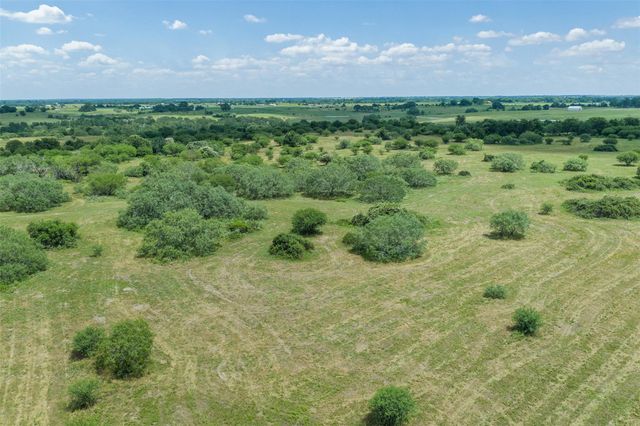 13041 Seydler Road, Weimar, TX 78962