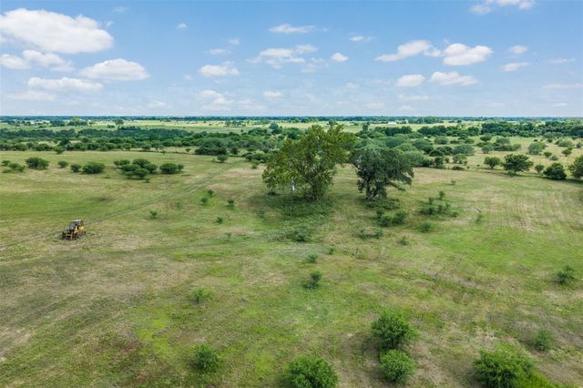 13041 Seydler Road, Weimar, TX 78962