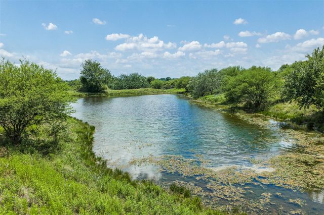 13041 Seydler Road, Weimar, TX 78962