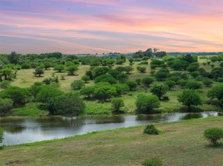 13041 Seydler Road, Weimar, TX 78962