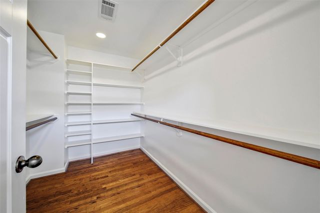 6318 Woodbrook Lane, Houston, TX 77008