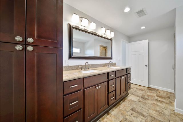 6318 Woodbrook Lane, Houston, TX 77008