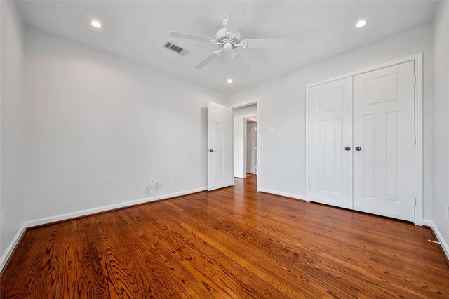 6318 Woodbrook Lane, Houston, TX 77008