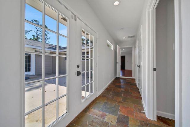 6318 Woodbrook Lane, Houston, TX 77008