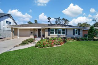 6318 Woodbrook Lane, Houston, TX 77008