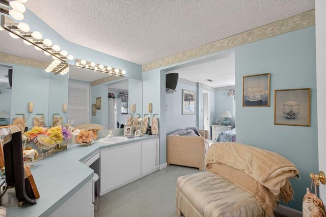 752 Lagoon Drive, North Palm Beach, FL 33408