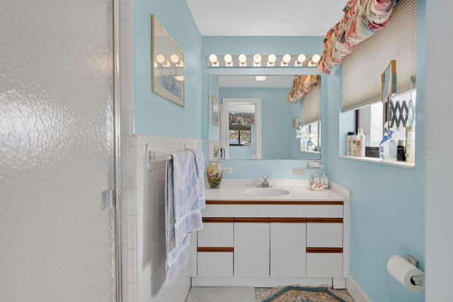 752 Lagoon Drive, North Palm Beach, FL 33408
