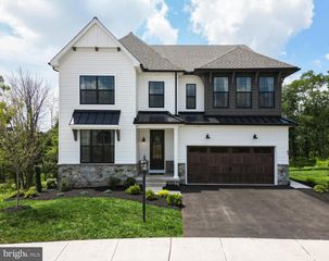 1100 DIETZ RD #COVINGTON, Red Lion, PA 17356