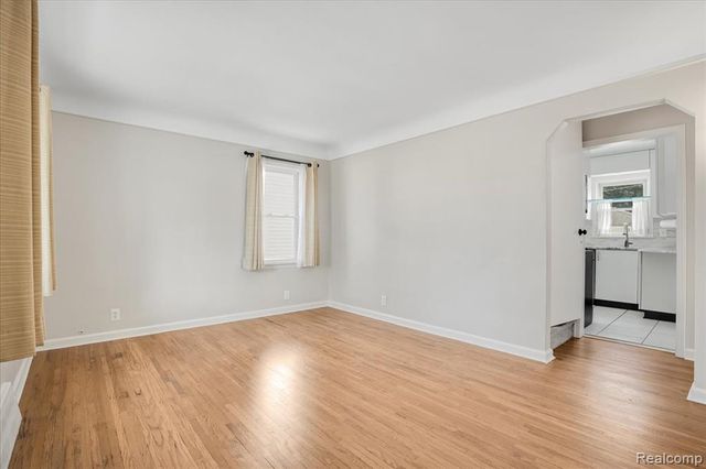 908 Bauman Avenue, Royal Oak, MI 48073