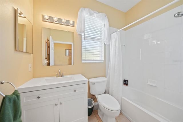 4004 LANDOR COURT, Venice, FL 34293