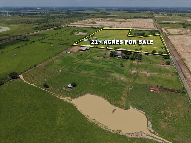 33737 Cameron Road, Waller, TX 77484