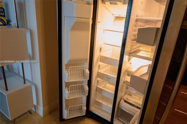 6365 Collins Ave 2710, Miami Beach, FL 33141