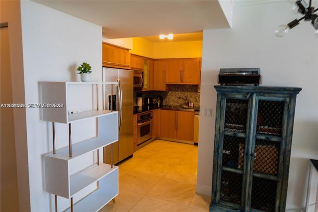 6365 Collins Ave 2710, Miami Beach, FL 33141