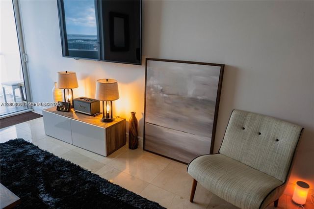 6365 Collins Ave 2710, Miami Beach, FL 33141