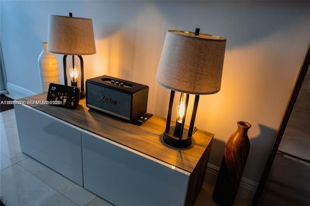 6365 Collins Ave 2710, Miami Beach, FL 33141