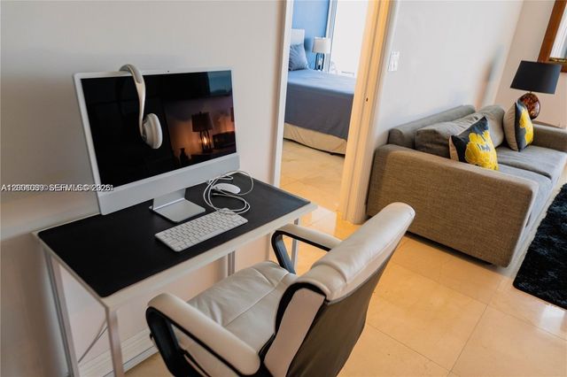 6365 Collins Ave 2710, Miami Beach, FL 33141