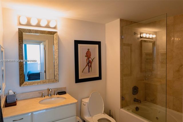 6365 Collins Ave 2710, Miami Beach, FL 33141