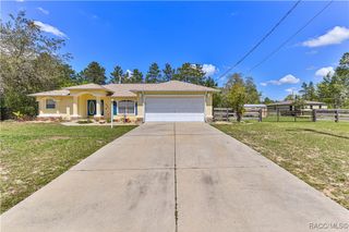 2421 W Paragon Lane, Citrus Springs, FL 34434