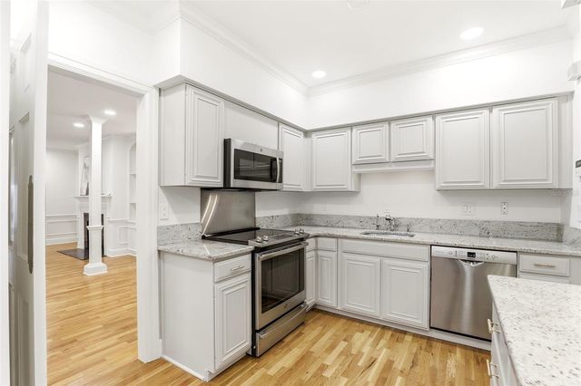 2009 COUNTRYSIDE CIRCLE S, Orlando, FL 32804