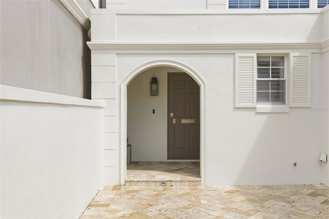 2009 COUNTRYSIDE CIRCLE S, Orlando, FL 32804