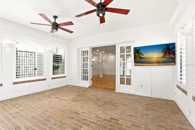 2009 COUNTRYSIDE CIRCLE S, Orlando, FL 32804