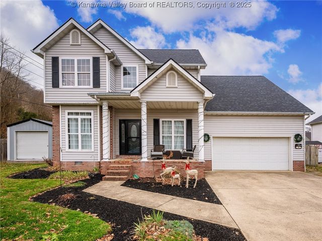 1 Hampton Road, Winfield, WV 25213