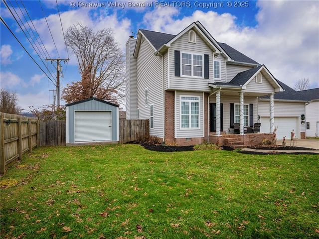 1 Hampton Road, Winfield, WV 25213