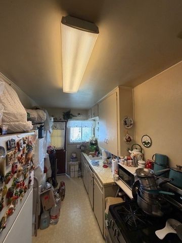 932 N Harbor, Anaheim, CA 92805