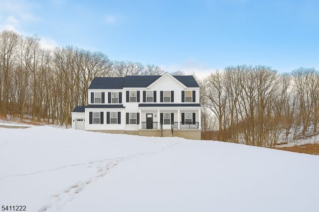 16 Glacier Way, Union Twp., NJ 08867