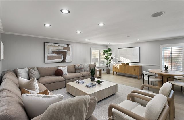 9882 Kings Canyon, Huntington Beach, CA 92646