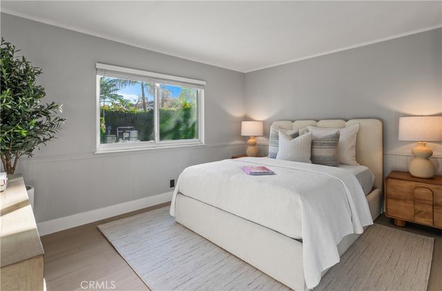9882 Kings Canyon, Huntington Beach, CA 92646
