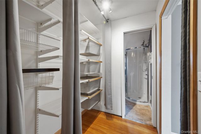 32 Shawnee Road, Putnam Valley, NY 10579