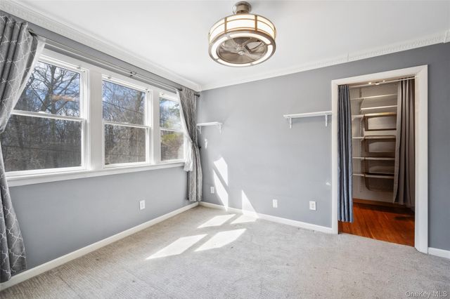 32 Shawnee Road, Putnam Valley, NY 10579