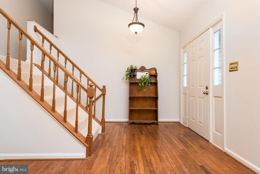 9518 SANDY CT, Manassas, VA 20110