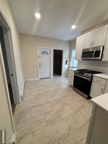 42 Maple Avenue 2, Irvington, NJ 07111