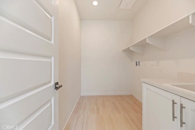 3820 Crossen Drive, Corona, CA 92883