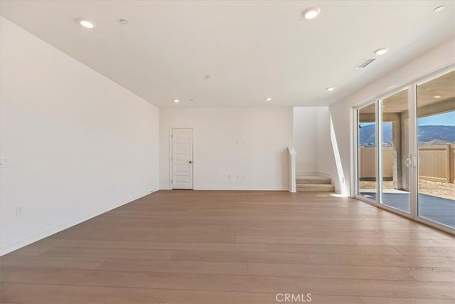 3820 Crossen Drive, Corona, CA 92883