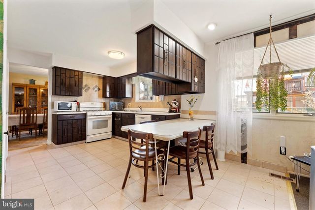 1858 GREYMONT ST, Philadelphia, PA 19116