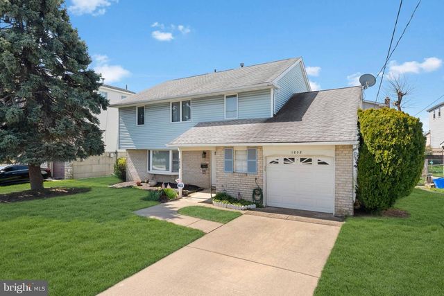 1858 GREYMONT ST, Philadelphia, PA 19116