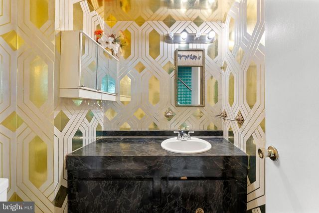 1858 GREYMONT ST, Philadelphia, PA 19116