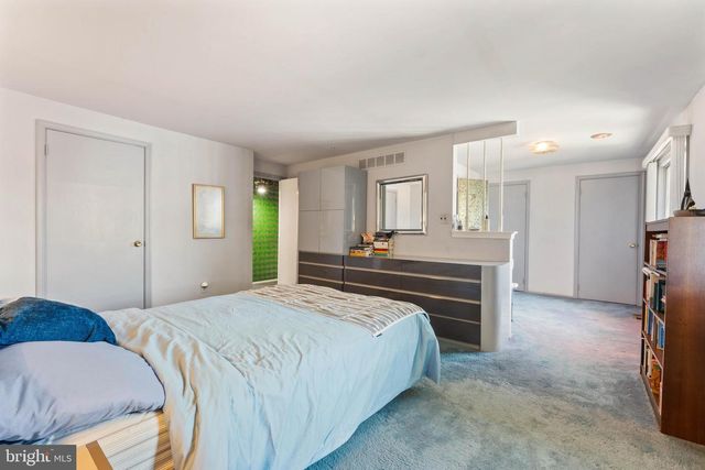 1858 GREYMONT ST, Philadelphia, PA 19116