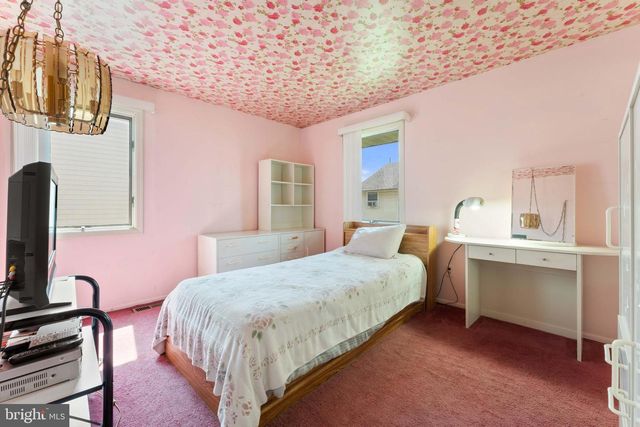 1858 GREYMONT ST, Philadelphia, PA 19116