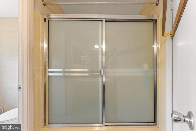 1858 GREYMONT ST, Philadelphia, PA 19116