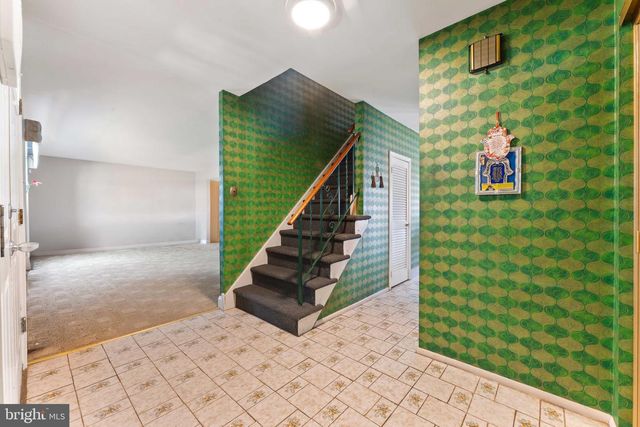 1858 GREYMONT ST, Philadelphia, PA 19116