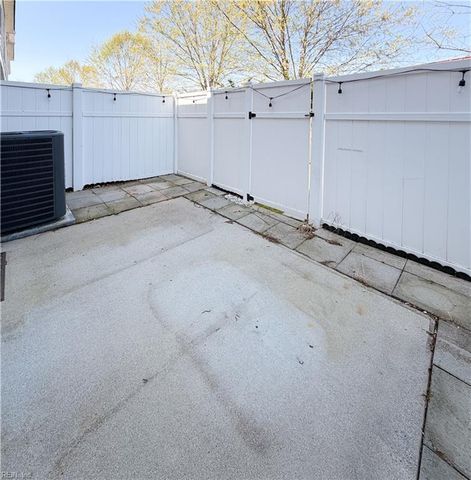 450 Abelia WAY, Chesapeake, VA 23322